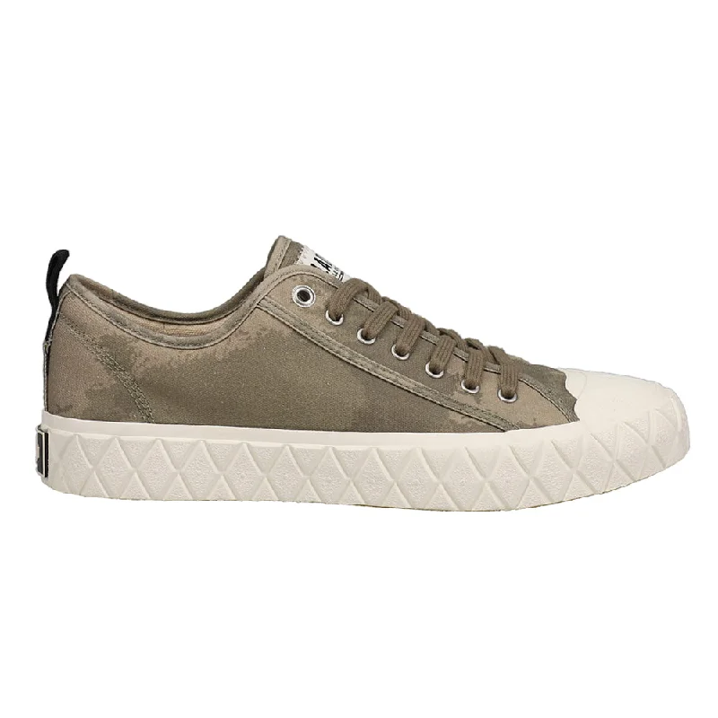 Luxury Women's Shoes Palla Ace Lo Camo Lace Up Sneakers