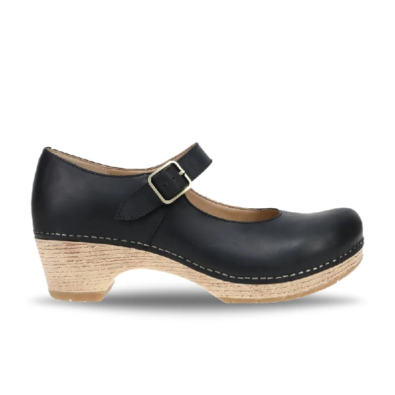 Step Ahead, Lead The Trend Dansko Women's Lilah - Black