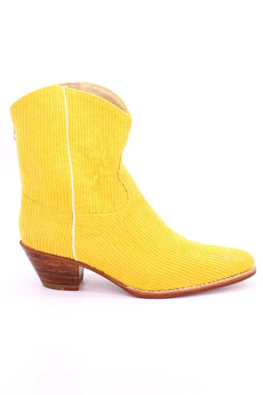 Limited Time Flash Sale YELLOW CORDUROY BOOTIES LINNEAH