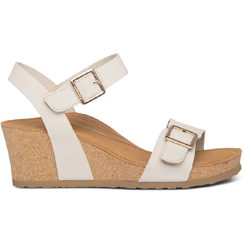 Fashion-Forward Offers Lexa Wedge