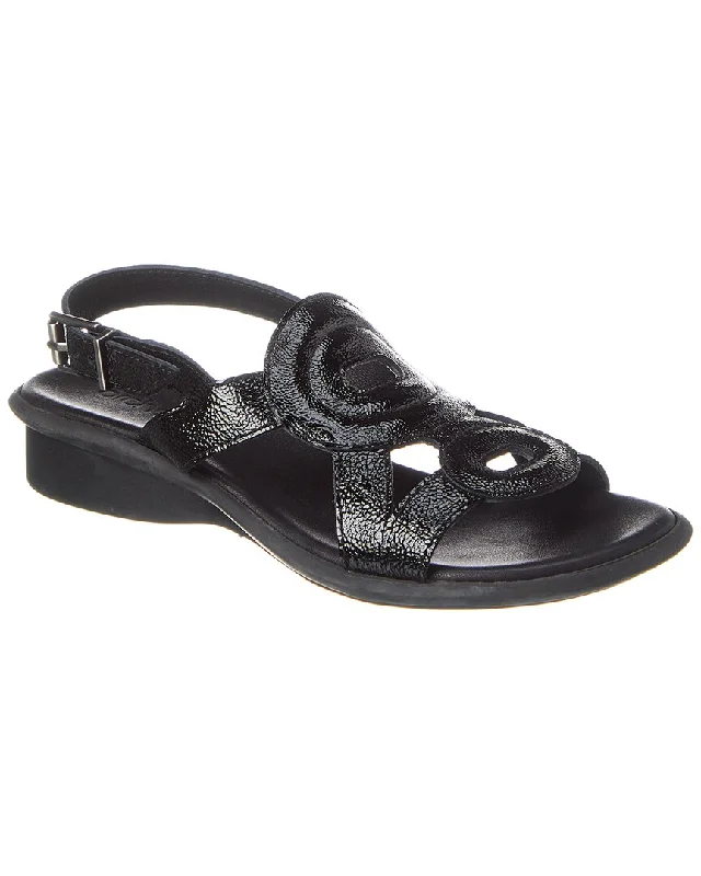 Classic Chic Deals Arche Saoxko Leather Sandal